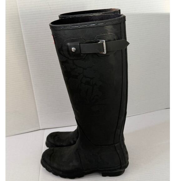 Women's Hunter Black Textured Pattern Tall Rain Boots Size Us 5 - Picture 3 of 8
